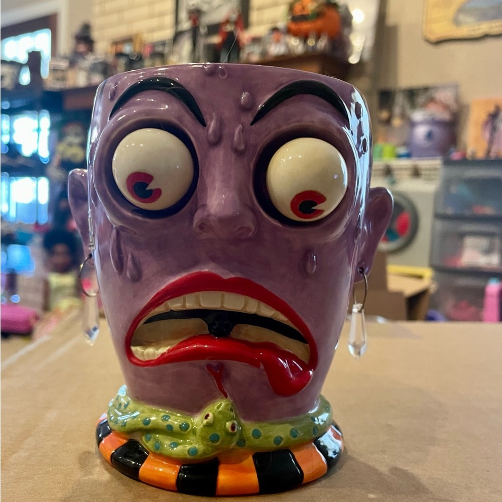 Dept 56 googly eye candle holder stand witch skull ceramic Halloween vintage